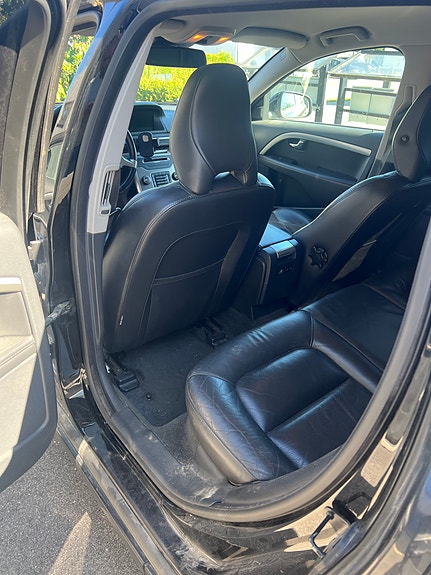 Volvo V70 6 of 7