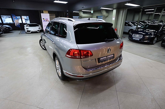 Volkswagen Touareg 16 of 30