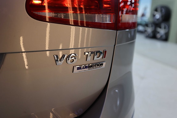 Volkswagen Touareg 23 of 30