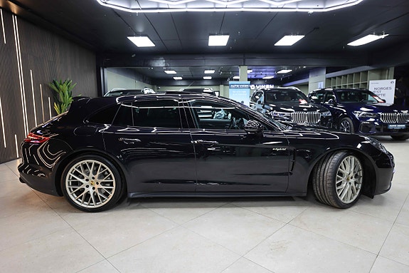 Porsche Panamera 4 9 of 30