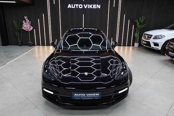 Porsche Panamera 4 11 of 30