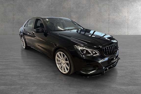 Mercedes-Benz E200 4 of 30