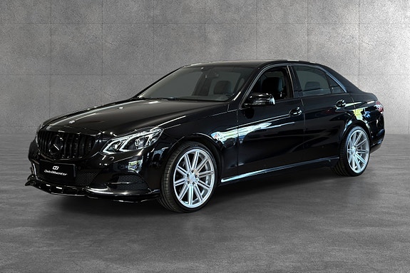 Mercedes-Benz E200 7 of 30