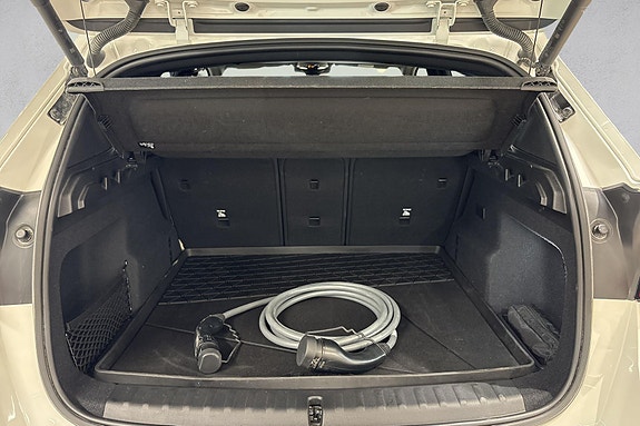 BMW iX1 18 of 19