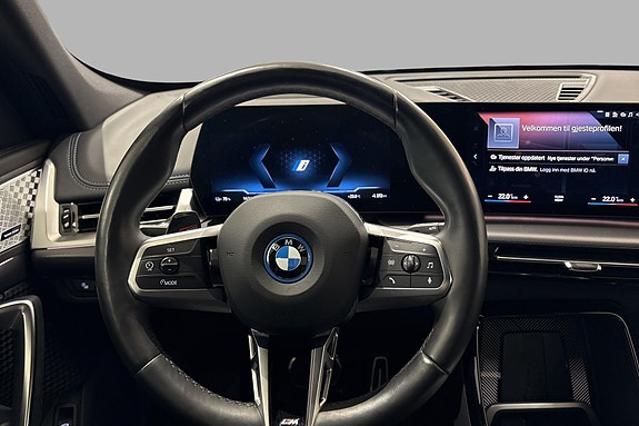 BMW iX1 12 of 19