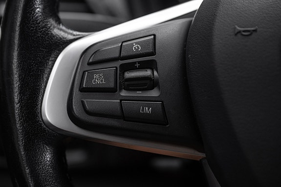 BMW 225xe 20 of 26