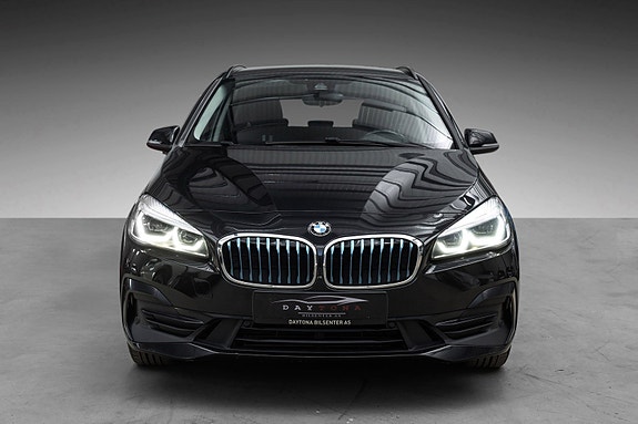 BMW 225xe 5 of 26