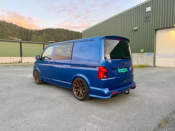 Volkswagen Transporter 3 of 13