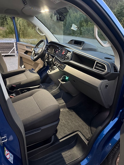 Volkswagen Transporter 12 of 13