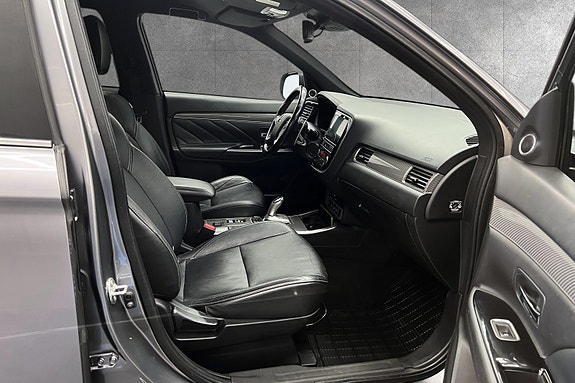 Mitsubishi Outlander 19 of 23