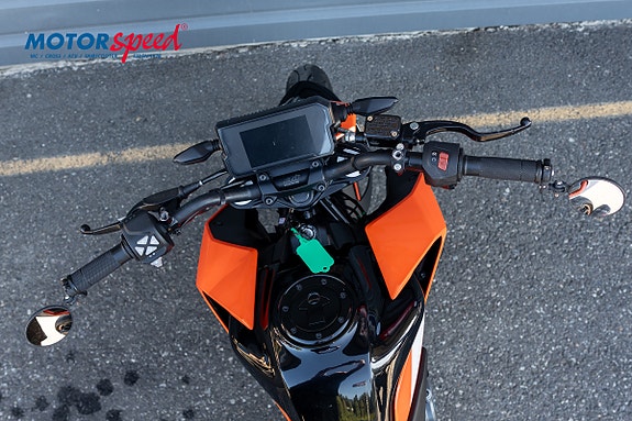 KTM 125 Duke 7 of 8