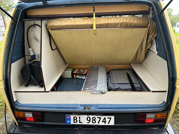 Volkswagen T3 camper med Reimo hevetak 26 of 30
