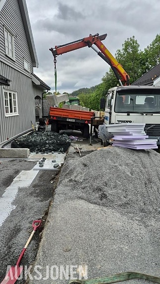 Volvo FL 611 Kranbil Med Palfinger kran 10 of 23