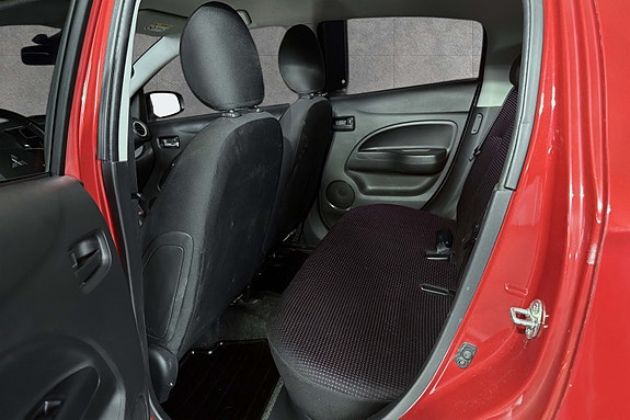 Mitsubishi Space Star 6 of 26