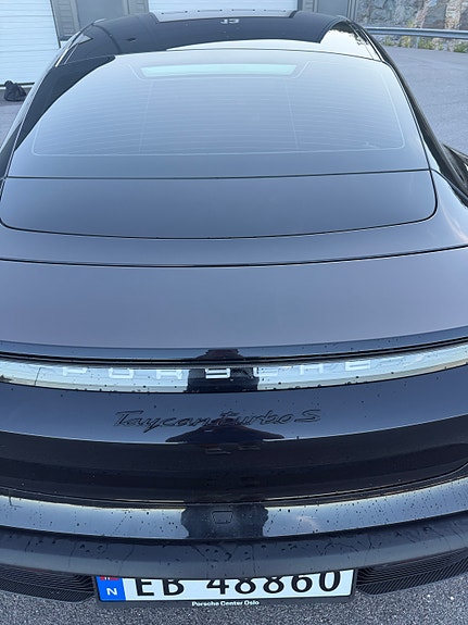 Porsche Taycan Turbo S 7 of 21