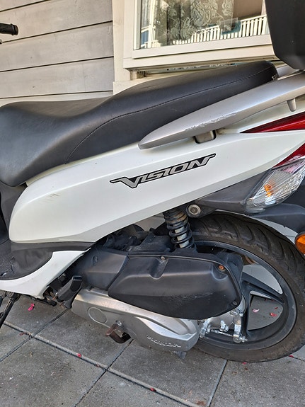 Honda NSC 50 3 of 7