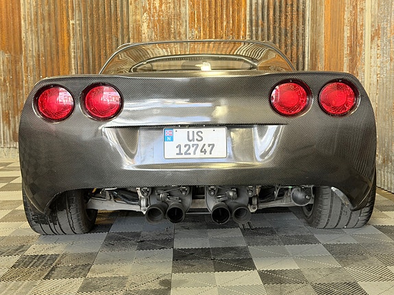 Chevrolet Corvette 17 of 30