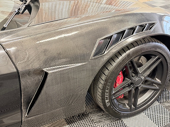 Chevrolet Corvette 8 of 30