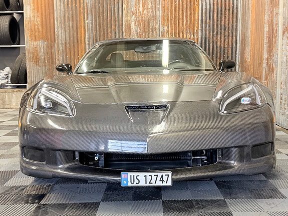 Chevrolet Corvette 9 of 30