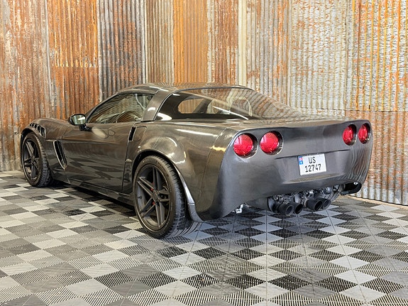 Chevrolet Corvette 11 of 30