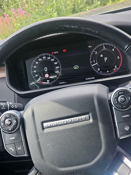 Land Rover Discovery 5 6 of 8