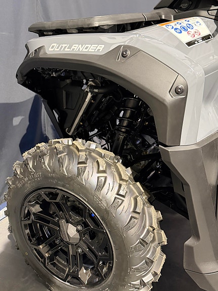Can-Am Outlander Max 850 DPS T ABS 16 of 21