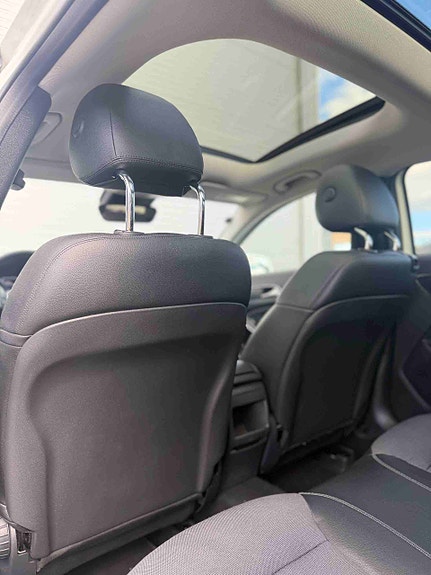 Mercedes-Benz GLA180 13 of 21