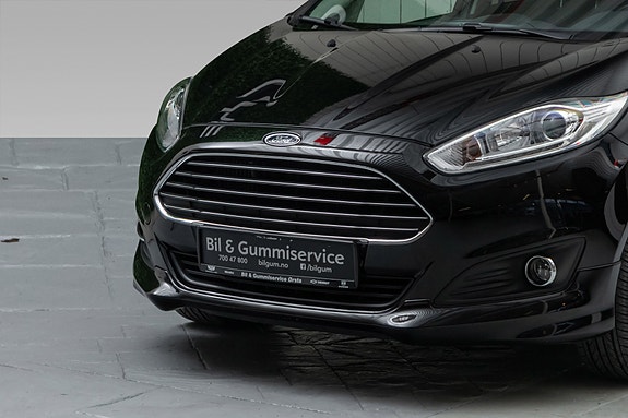 Ford Fiesta 2 of 25