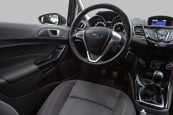 Ford Fiesta 22 of 25