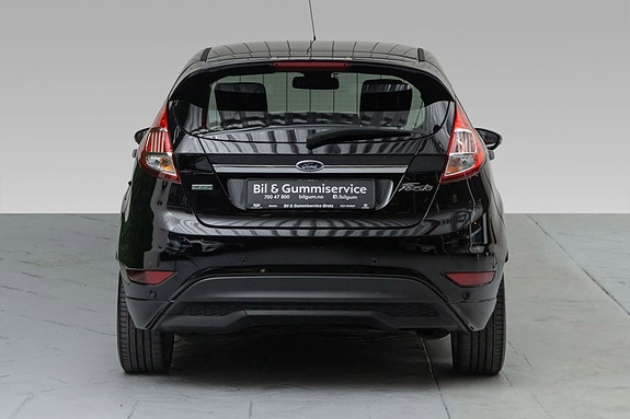 Ford Fiesta 8 of 25