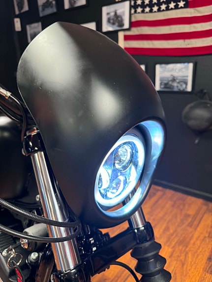 Harley-Davidson XL 883N Iron 6 of 17