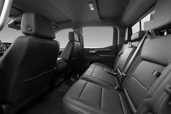 Chevrolet Silverado 1500 16 of 30