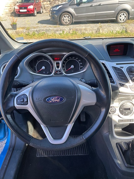 Ford Fiesta 9 of 10