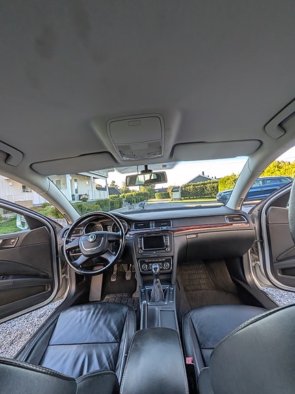 Skoda Superb 13 of 26