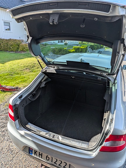 Skoda Superb 9 of 26