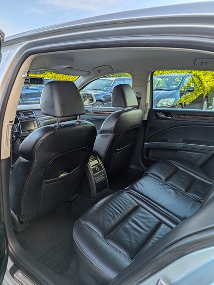 Skoda Superb 14 of 26