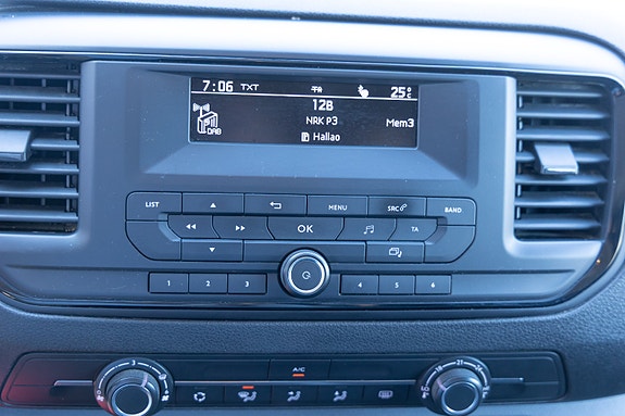 Toyota Proace 12 of 13