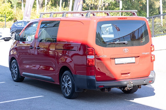 Toyota Proace 2 of 13