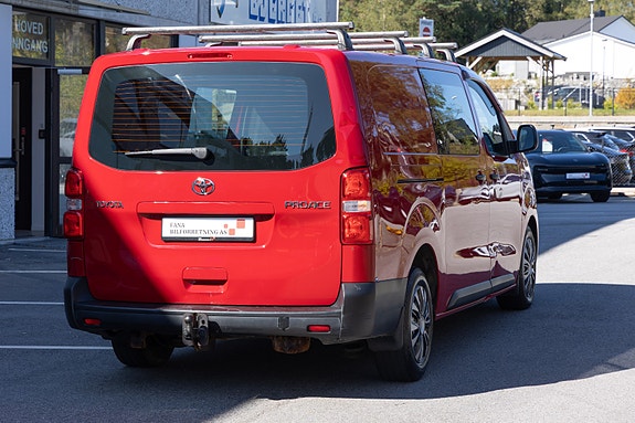 Toyota Proace 3 of 13