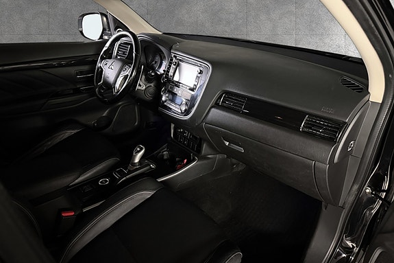 Mitsubishi Outlander 19 of 27