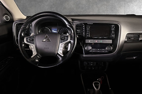 Mitsubishi Outlander 14 of 27