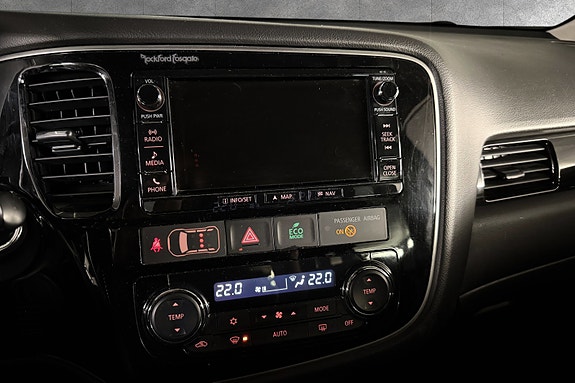 Mitsubishi Outlander 17 of 27