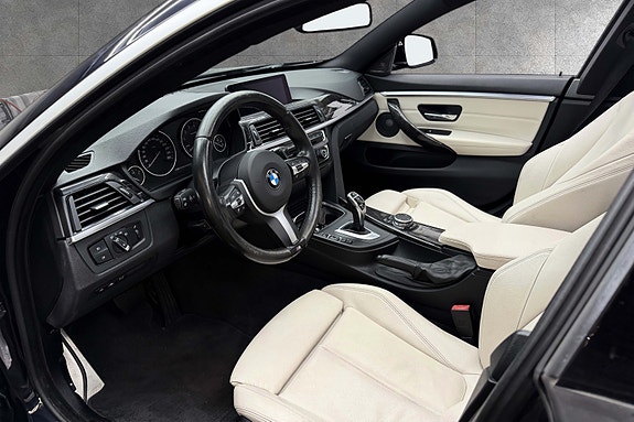 BMW 2 of 30