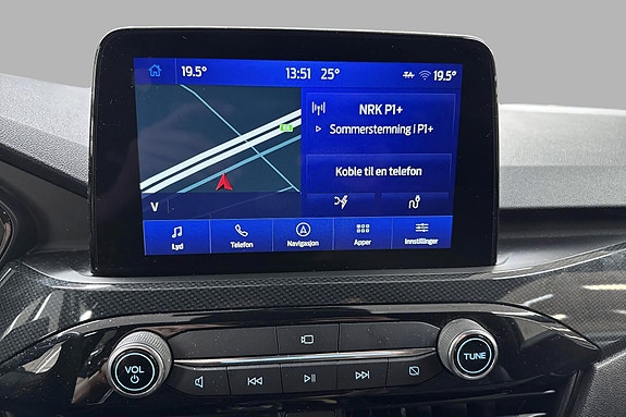 Ford Kuga 14 of 27