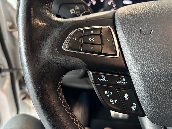 Ford Kuga 26 of 30