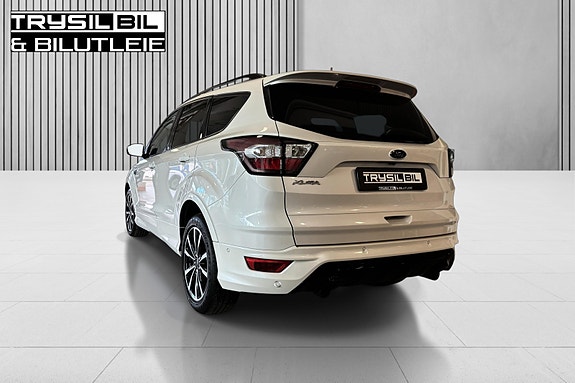 Ford Kuga 10 of 30
