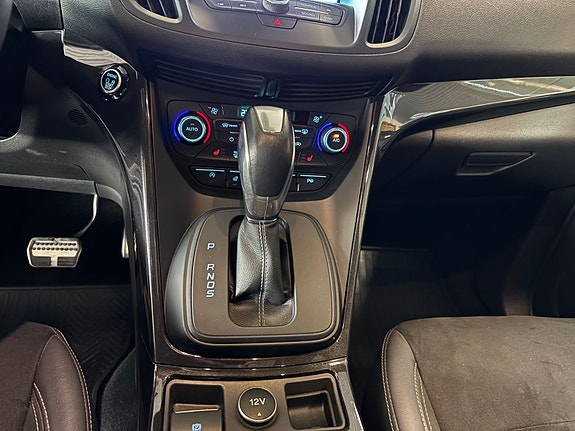 Ford Kuga 25 of 30