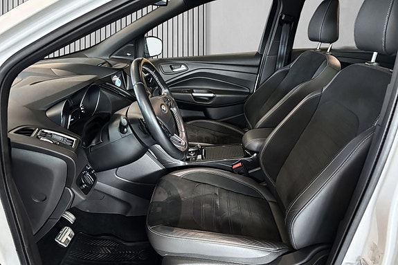 Ford Kuga 18 of 30