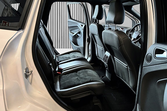 Ford Kuga 20 of 30