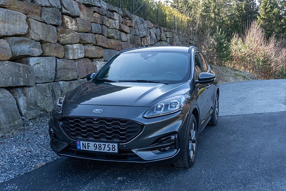 Ford Kuga 5 of 30
